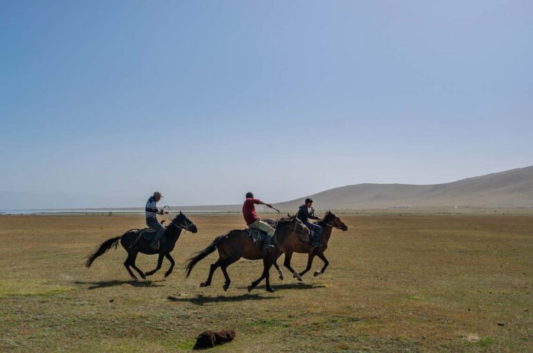 Song Kul Plateau