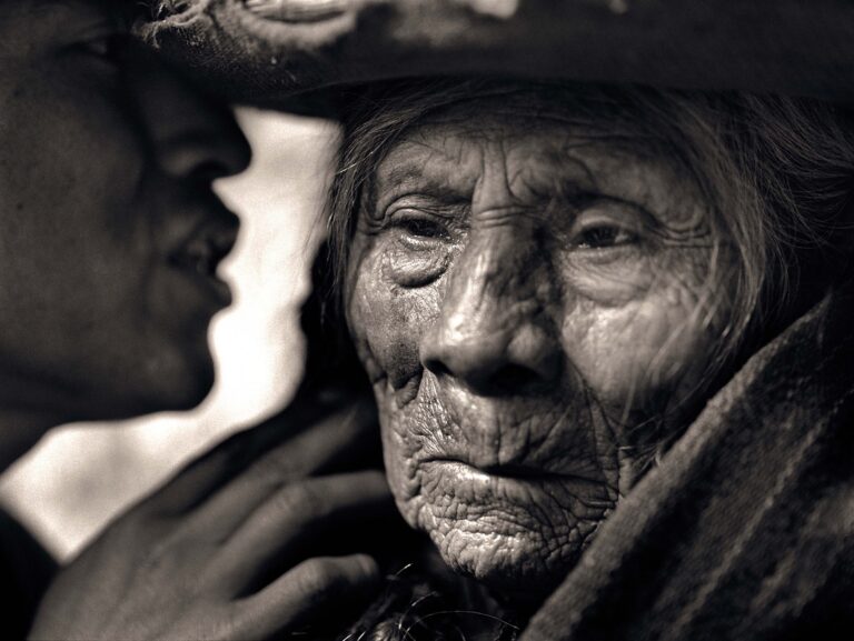 © Carl Austin Hyatt