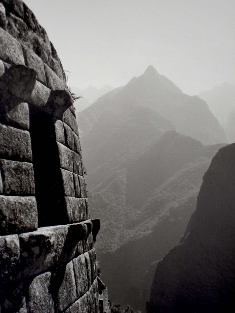 © Carl Austin Hyatt